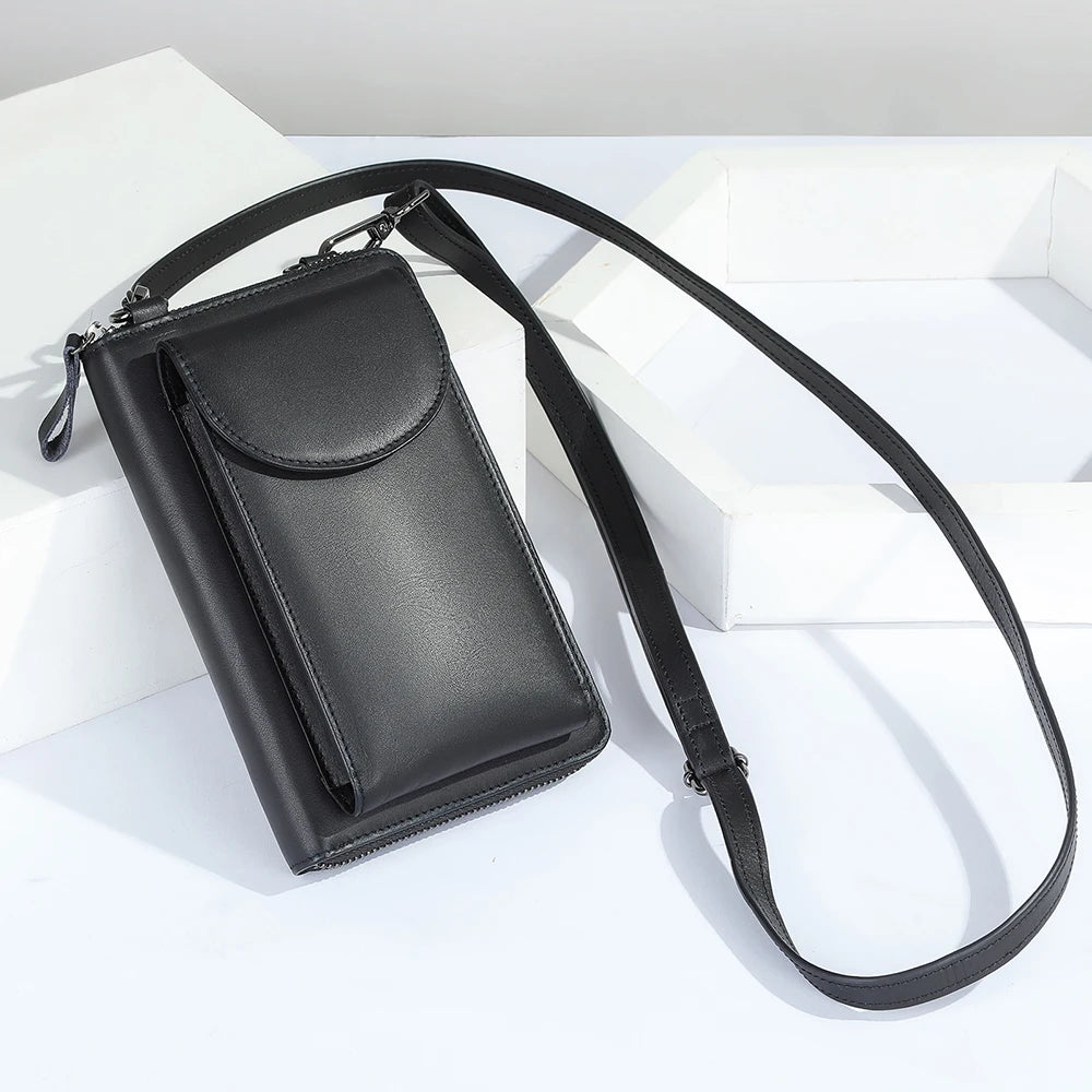 ChicCompact: Leather Crossbody Messenger